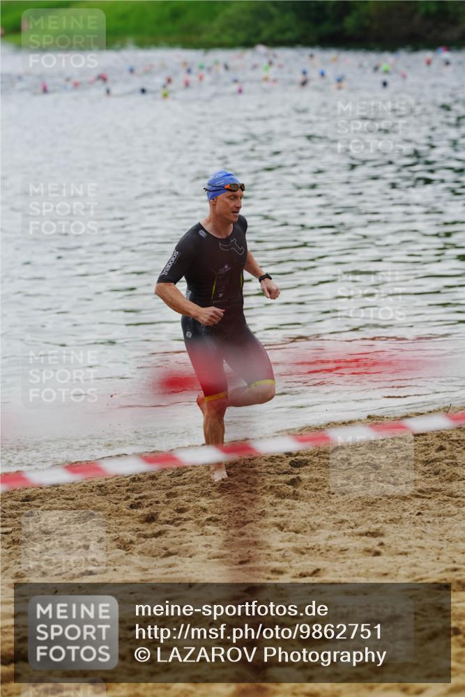 21.06.2026 - 29. Vierlanden-Triathlon LAZAROV Photography http://msf.ph/oto/9862751 21.06.2026 10:06:13 Schwimmen 444, 464 meine-sportfotos.de