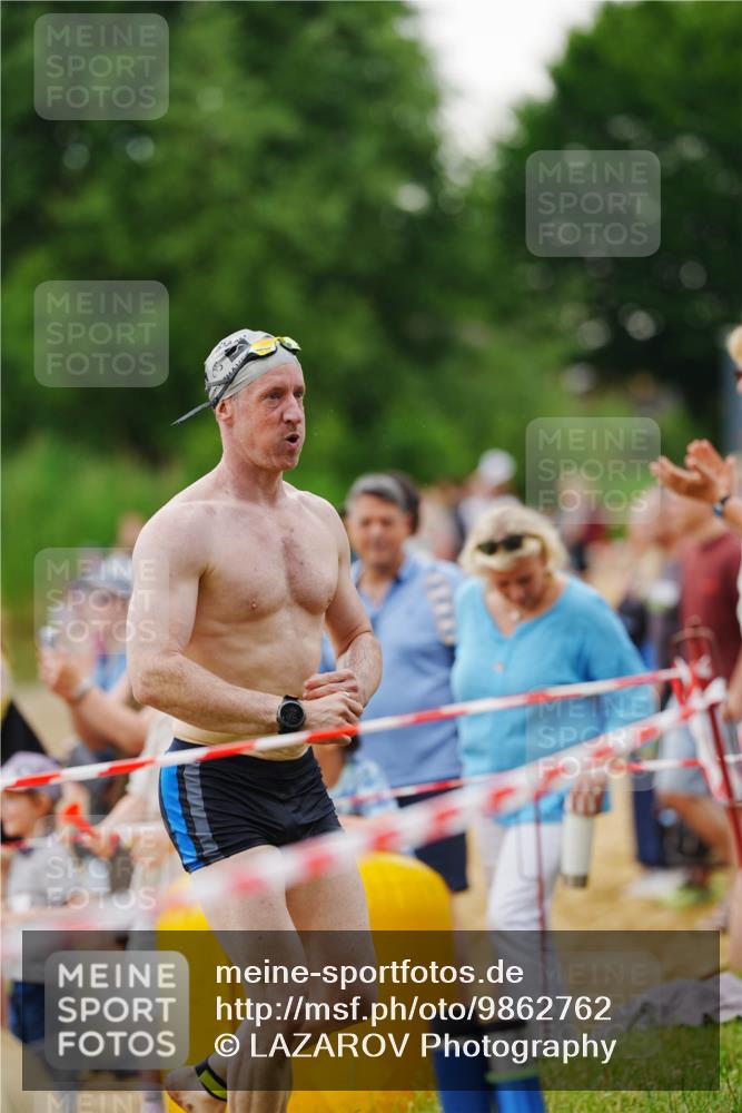 21.06.2026 - 29. Vierlanden-Triathlon LAZAROV Photography http://msf.ph/oto/9862762 21.06.2026 10:06:22 Schwimmen 438, 444, 458, 464 meine-sportfotos.de