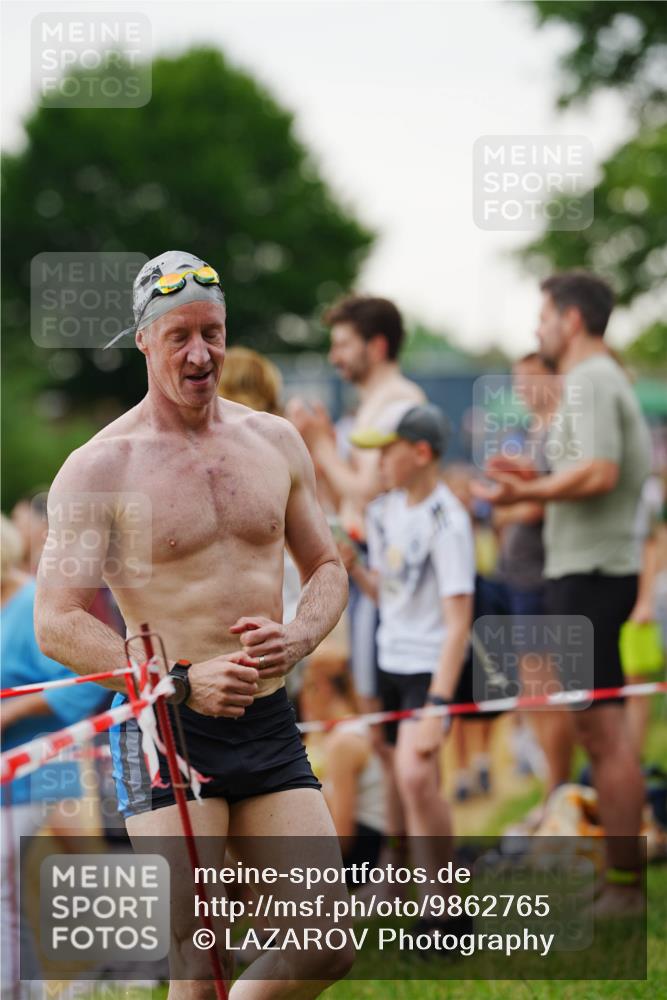 21.06.2026 - 29. Vierlanden-Triathlon LAZAROV Photography http://msf.ph/oto/9862765 21.06.2026 10:06:23 Schwimmen 438, 444, 458, 464, 467 meine-sportfotos.de
