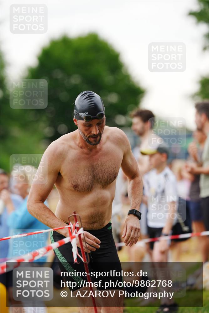 21.06.2026 - 29. Vierlanden-Triathlon LAZAROV Photography http://msf.ph/oto/9862768 21.06.2026 10:06:27 Schwimmen 438, 444, 458, 467 meine-sportfotos.de