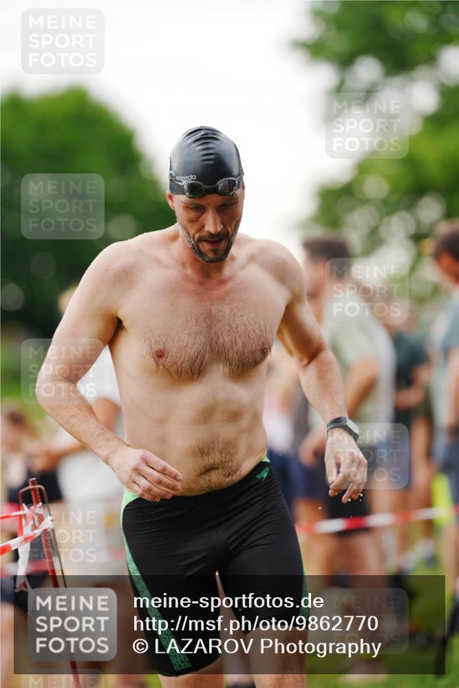 21.06.2026 - 29. Vierlanden-Triathlon LAZAROV Photography http://msf.ph/oto/9862770 21.06.2026 10:06:28 Schwimmen 438, 444, 458, 467 meine-sportfotos.de