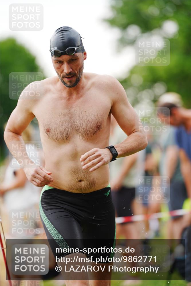 21.06.2026 - 29. Vierlanden-Triathlon LAZAROV Photography http://msf.ph/oto/9862771 21.06.2026 10:06:28 Schwimmen 438, 444, 458, 467 meine-sportfotos.de
