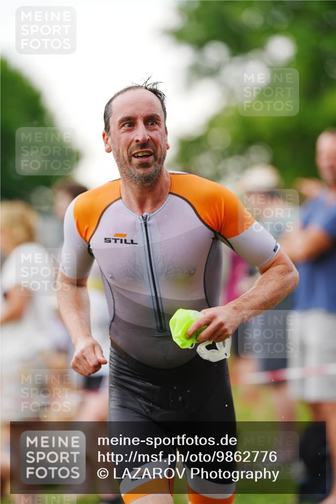 21.06.2026 - 29. Vierlanden-Triathlon LAZAROV Photography http://msf.ph/oto/9862776 21.06.2026 10:06:34 Schwimmen 397, 410, 438, 458, 467 meine-sportfotos.de