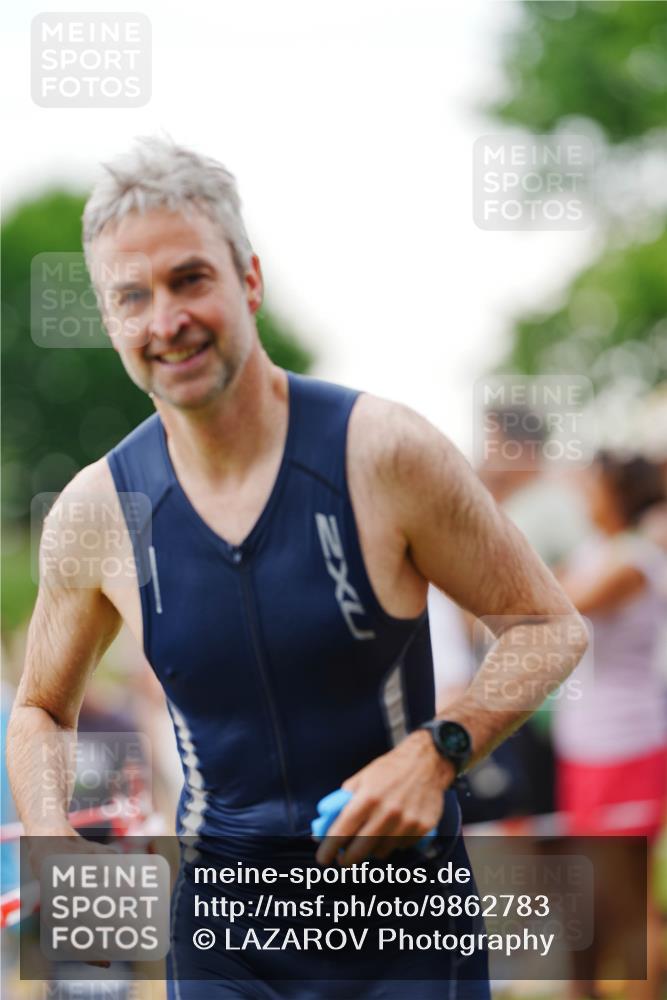21.06.2026 - 29. Vierlanden-Triathlon LAZAROV Photography http://msf.ph/oto/9862783 21.06.2026 10:06:45 Schwimmen 394, 397, 410, 417, 443, 447 meine-sportfotos.de