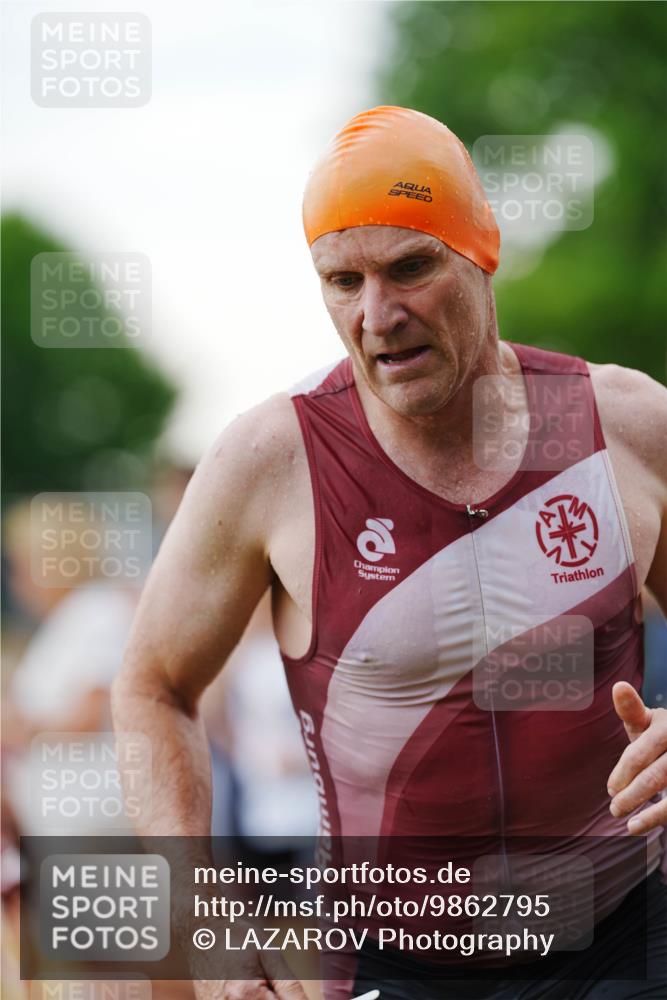 21.06.2026 - 29. Vierlanden-Triathlon LAZAROV Photography http://msf.ph/oto/9862795 21.06.2026 10:06:52 Schwimmen 394, 410, 417, 443, 447 meine-sportfotos.de
