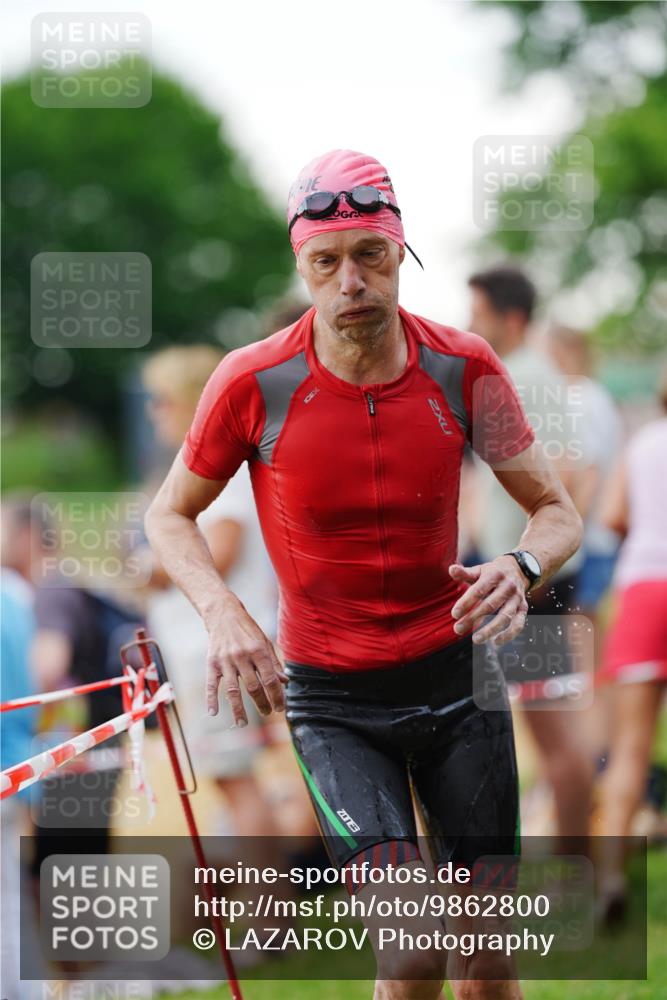 21.06.2026 - 29. Vierlanden-Triathlon LAZAROV Photography http://msf.ph/oto/9862800 21.06.2026 10:07:05 Schwimmen 409 meine-sportfotos.de
