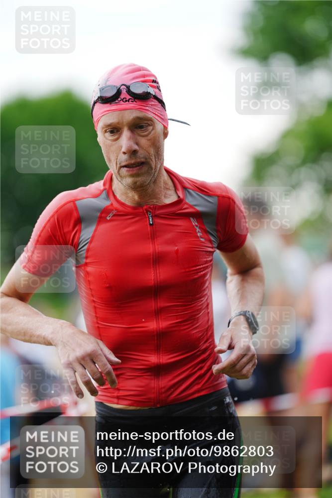 21.06.2026 - 29. Vierlanden-Triathlon LAZAROV Photography http://msf.ph/oto/9862803 21.06.2026 10:07:05 Schwimmen 409 meine-sportfotos.de