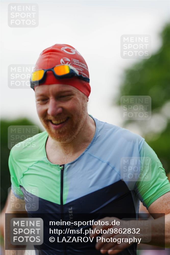 21.06.2026 - 29. Vierlanden-Triathlon LAZAROV Photography http://msf.ph/oto/9862832 21.06.2026 10:08:17 Schwimmen 392, 393, 399, 419, 452, 459, 473, 478 meine-sportfotos.de