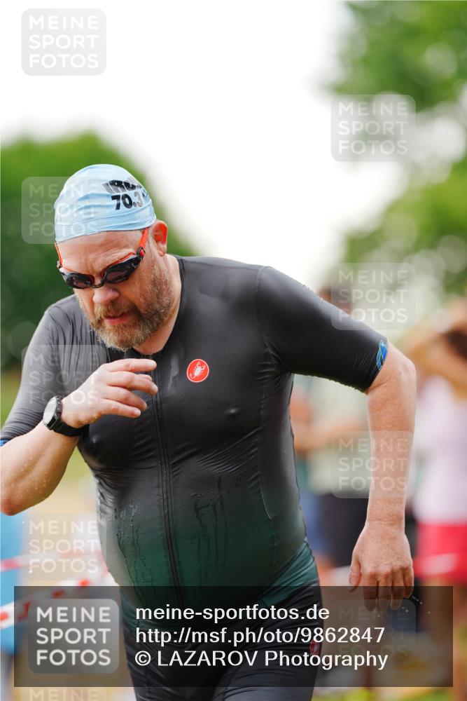 21.06.2026 - 29. Vierlanden-Triathlon LAZAROV Photography http://msf.ph/oto/9862847 21.06.2026 10:08:37 Schwimmen 403, 418, 422, 432, 476, 477, 1356 meine-sportfotos.de