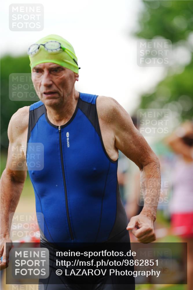 21.06.2026 - 29. Vierlanden-Triathlon LAZAROV Photography http://msf.ph/oto/9862851 21.06.2026 10:08:40 Schwimmen 403, 418, 422, 432, 476, 1356 meine-sportfotos.de