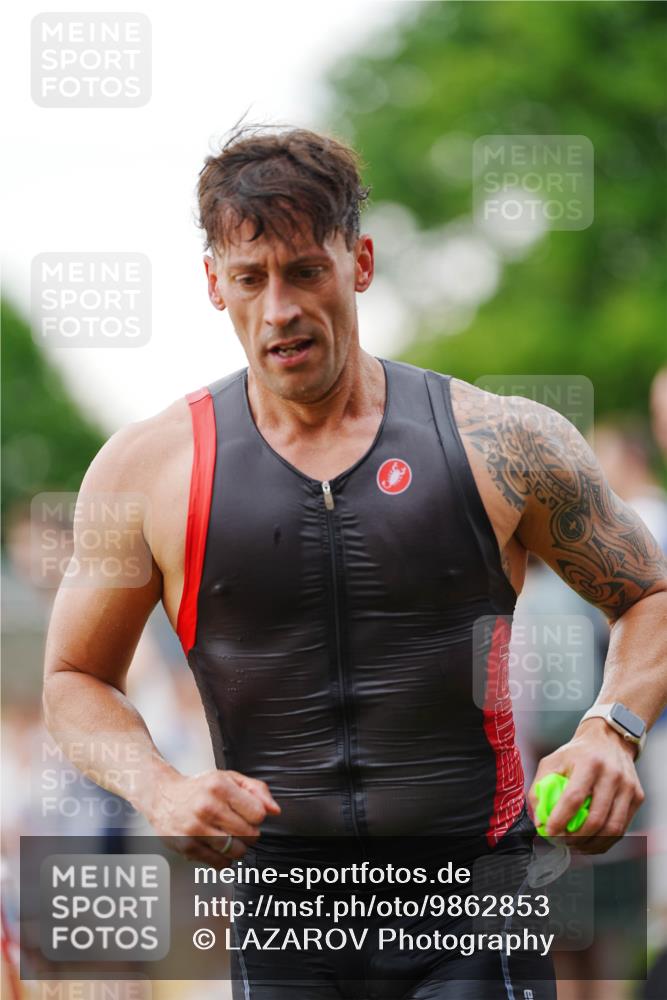 21.06.2026 - 29. Vierlanden-Triathlon LAZAROV Photography http://msf.ph/oto/9862853 21.06.2026 10:08:42 Schwimmen 403, 418, 422, 432, 1356 meine-sportfotos.de