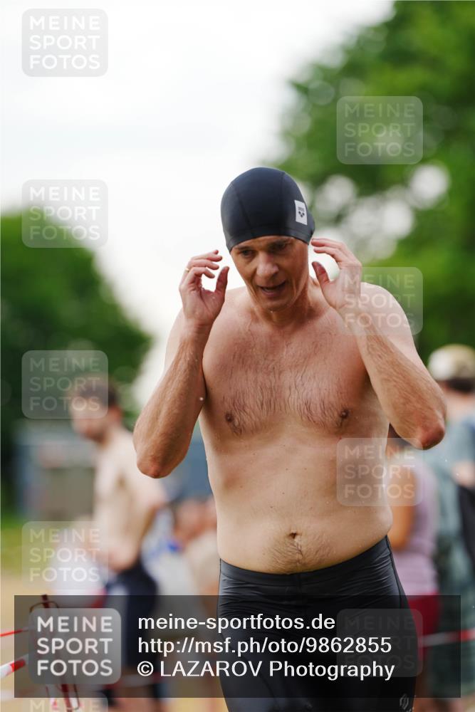 21.06.2026 - 29. Vierlanden-Triathlon LAZAROV Photography http://msf.ph/oto/9862855 21.06.2026 10:08:44 Schwimmen 403, 418, 422, 432, 1356 meine-sportfotos.de