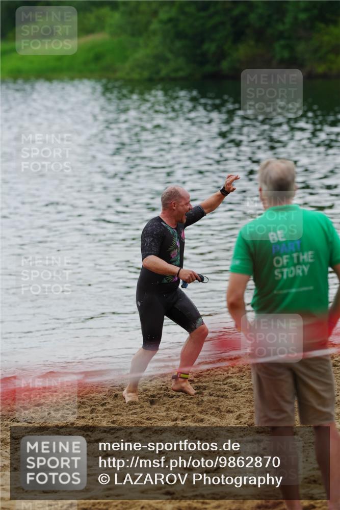 21.06.2026 - 29. Vierlanden-Triathlon LAZAROV Photography http://msf.ph/oto/9862870 21.06.2026 10:09:15 Schwimmen 435, 470 meine-sportfotos.de