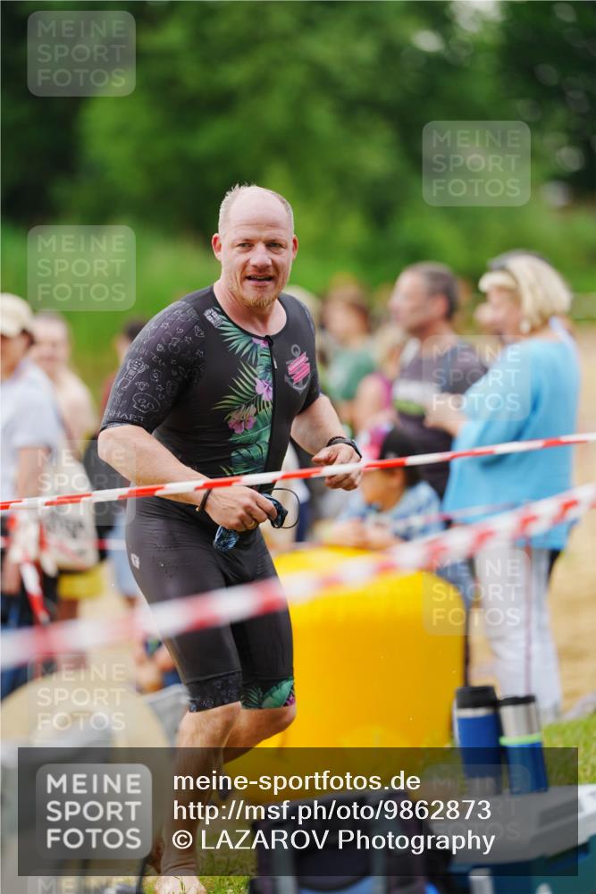 21.06.2026 - 29. Vierlanden-Triathlon LAZAROV Photography http://msf.ph/oto/9862873 21.06.2026 10:09:21 Schwimmen 406, 435, 439, 470 meine-sportfotos.de