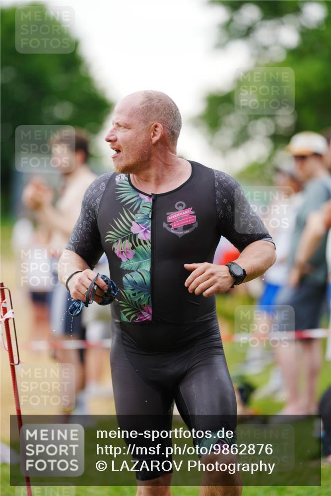 21.06.2026 - 29. Vierlanden-Triathlon LAZAROV Photography http://msf.ph/oto/9862876 21.06.2026 10:09:22 Schwimmen 406, 435, 439, 470 meine-sportfotos.de