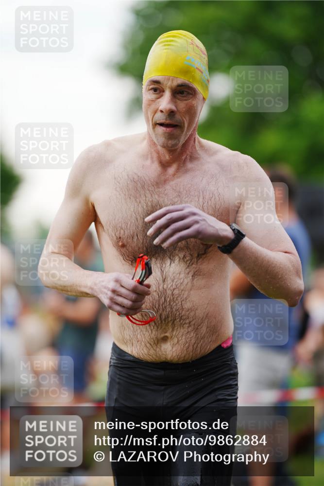 21.06.2026 - 29. Vierlanden-Triathlon LAZAROV Photography http://msf.ph/oto/9862884 21.06.2026 10:09:28 Schwimmen 406, 435, 439, 470 meine-sportfotos.de