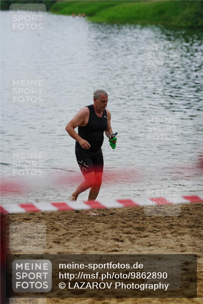21.06.2026 - 29. Vierlanden-Triathlon LAZAROV Photography http://msf.ph/oto/9862890 21.06.2026 10:09:37 Schwimmen 400, 439 meine-sportfotos.de