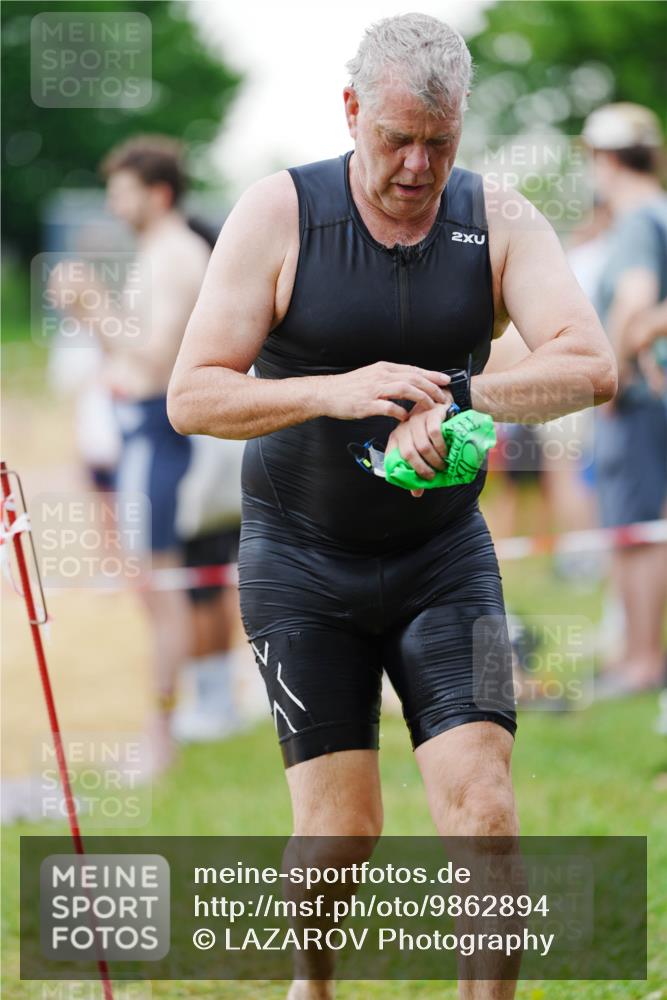 21.06.2026 - 29. Vierlanden-Triathlon LAZAROV Photography http://msf.ph/oto/9862894 21.06.2026 10:09:45 Schwimmen 400 meine-sportfotos.de