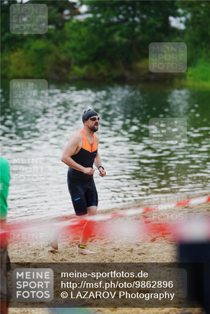 21.06.2026 - 29. Vierlanden-Triathlon LAZAROV Photography http://msf.ph/oto/9862896 21.06.2026 10:09:54 Schwimmen 427 meine-sportfotos.de