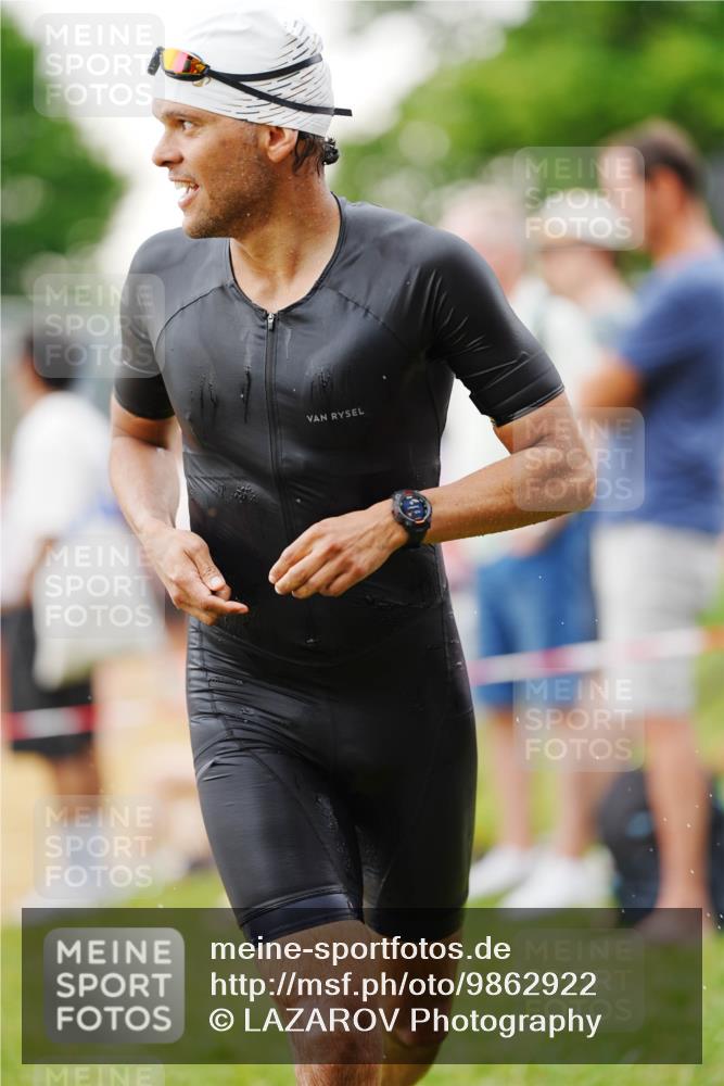 21.06.2026 - 29. Vierlanden-Triathlon LAZAROV Photography http://msf.ph/oto/9862922 21.06.2026 10:11:41 Schwimmen 402, 404, 426, 463 meine-sportfotos.de