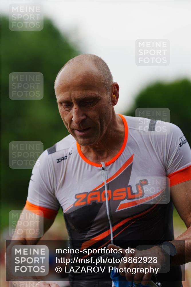 21.06.2026 - 29. Vierlanden-Triathlon LAZAROV Photography http://msf.ph/oto/9862928 21.06.2026 10:11:50 Schwimmen 402, 426, 463 meine-sportfotos.de