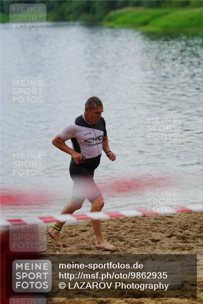 21.06.2026 - 29. Vierlanden-Triathlon LAZAROV Photography http://msf.ph/oto/9862935 21.06.2026 10:12:54 Schwimmen 396 meine-sportfotos.de