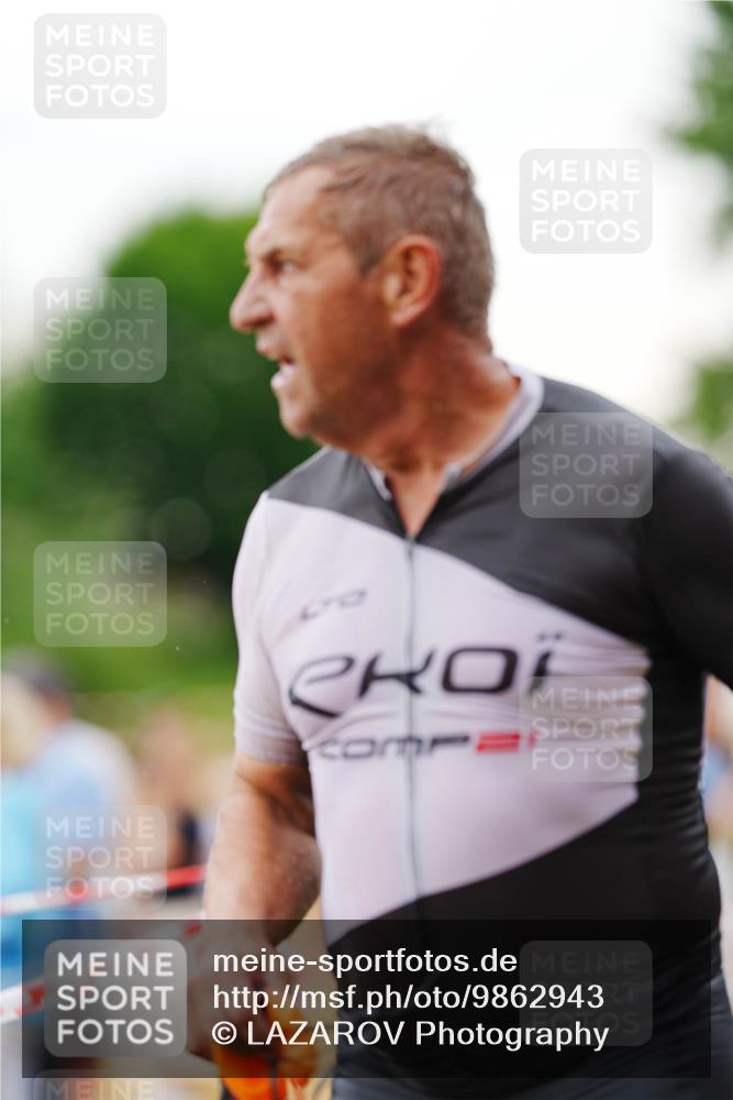 21.06.2026 - 29. Vierlanden-Triathlon LAZAROV Photography http://msf.ph/oto/9862943 21.06.2026 10:13:01 Schwimmen 396, 542 meine-sportfotos.de