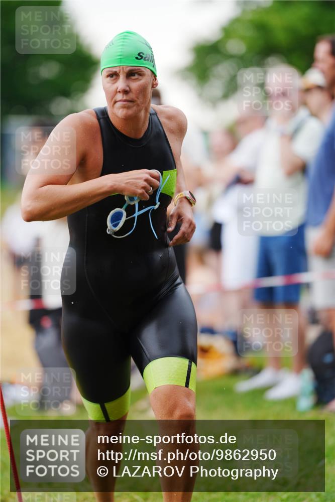 21.06.2026 - 29. Vierlanden-Triathlon LAZAROV Photography http://msf.ph/oto/9862950 21.06.2026 10:13:16 Schwimmen 549, 620 meine-sportfotos.de