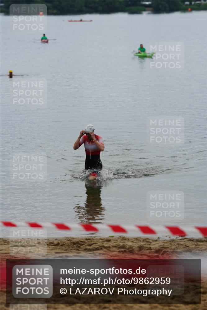 21.06.2026 - 29. Vierlanden-Triathlon LAZAROV Photography http://msf.ph/oto/9862959 21.06.2026 10:14:06 Schwimmen 609 meine-sportfotos.de