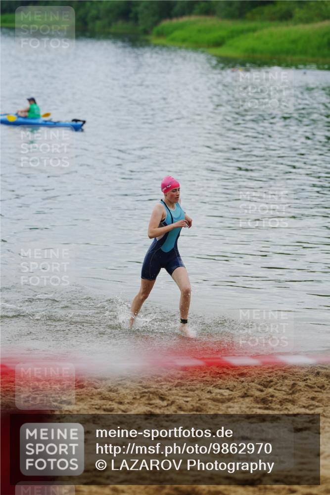 21.06.2026 - 29. Vierlanden-Triathlon LAZAROV Photography http://msf.ph/oto/9862970 21.06.2026 10:14:59 Schwimmen 509, 545 meine-sportfotos.de