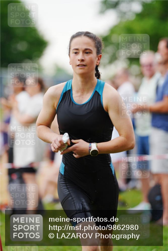 21.06.2026 - 29. Vierlanden-Triathlon LAZAROV Photography http://msf.ph/oto/9862980 21.06.2026 10:15:07 Schwimmen 509, 526, 545 meine-sportfotos.de