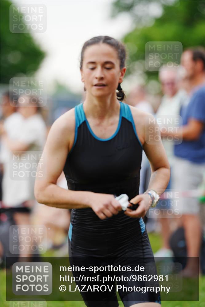 21.06.2026 - 29. Vierlanden-Triathlon LAZAROV Photography http://msf.ph/oto/9862981 21.06.2026 10:15:07 Schwimmen 509, 526, 545 meine-sportfotos.de