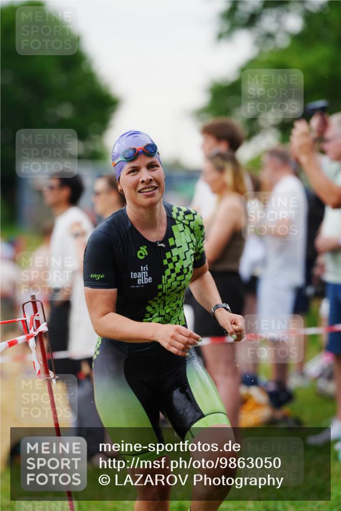 21.06.2026 - 29. Vierlanden-Triathlon LAZAROV Photography http://msf.ph/oto/9863050 21.06.2026 10:16:46 Schwimmen 328, 384, 540, 577, 604, 613, 622 meine-sportfotos.de