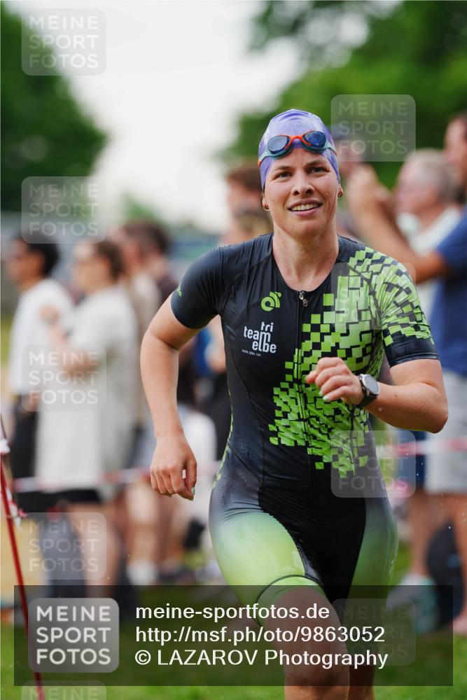 21.06.2026 - 29. Vierlanden-Triathlon LAZAROV Photography http://msf.ph/oto/9863052 21.06.2026 10:16:47 Schwimmen 328, 384, 388, 506, 540, 577, 604, 613, 622 meine-sportfotos.de