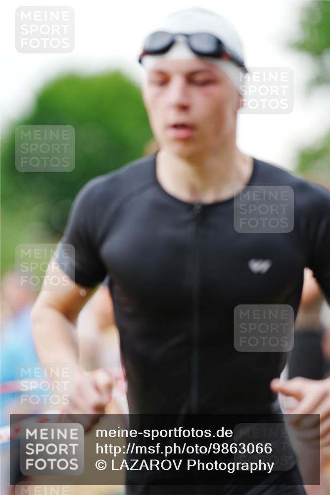 21.06.2026 - 29. Vierlanden-Triathlon LAZAROV Photography http://msf.ph/oto/9863066 21.06.2026 10:16:57 Schwimmen 328, 374, 388, 485, 506, 536, 538, 604, 613, 622 meine-sportfotos.de