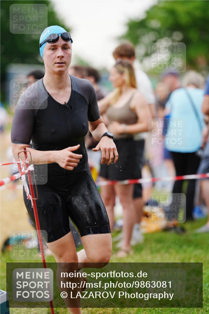 21.06.2026 - 29. Vierlanden-Triathlon LAZAROV Photography http://msf.ph/oto/9863081 21.06.2026 10:17:14 Schwimmen 386, 480, 488, 515, 521, 533, 591, 625 meine-sportfotos.de