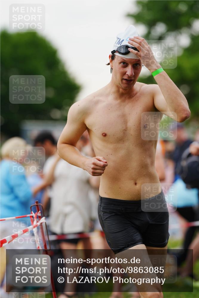 21.06.2026 - 29. Vierlanden-Triathlon LAZAROV Photography http://msf.ph/oto/9863085 21.06.2026 10:17:16 Schwimmen 386, 480, 488, 515, 521, 530, 533, 574, 591, 602, 625 meine-sportfotos.de