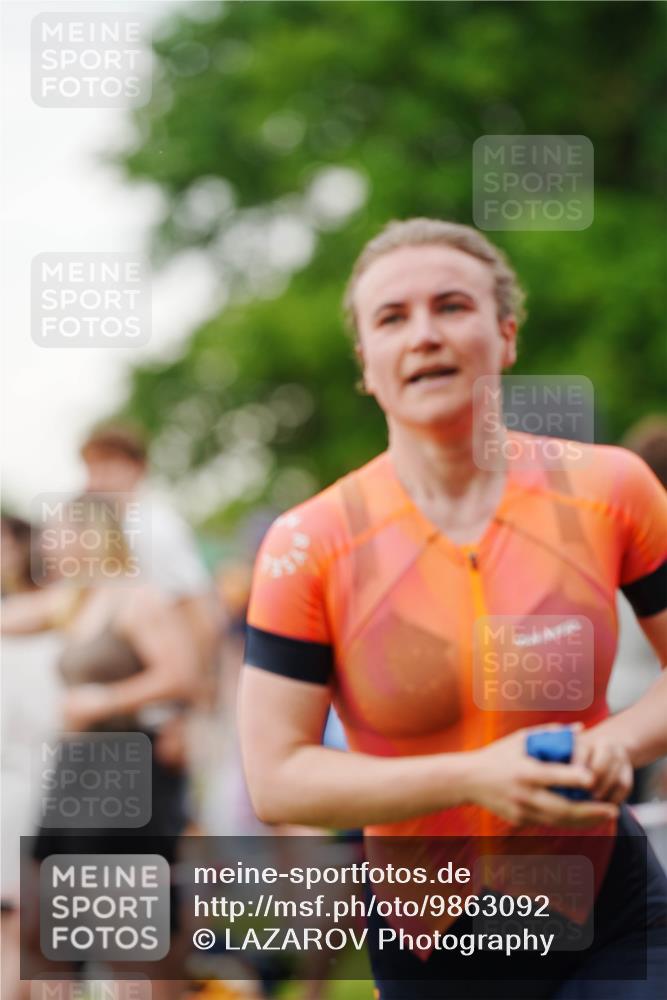 21.06.2026 - 29. Vierlanden-Triathlon LAZAROV Photography http://msf.ph/oto/9863092 21.06.2026 10:17:21 Schwimmen 386, 480, 488, 521, 530, 533, 574, 585, 591, 599, 602, 625 meine-sportfotos.de