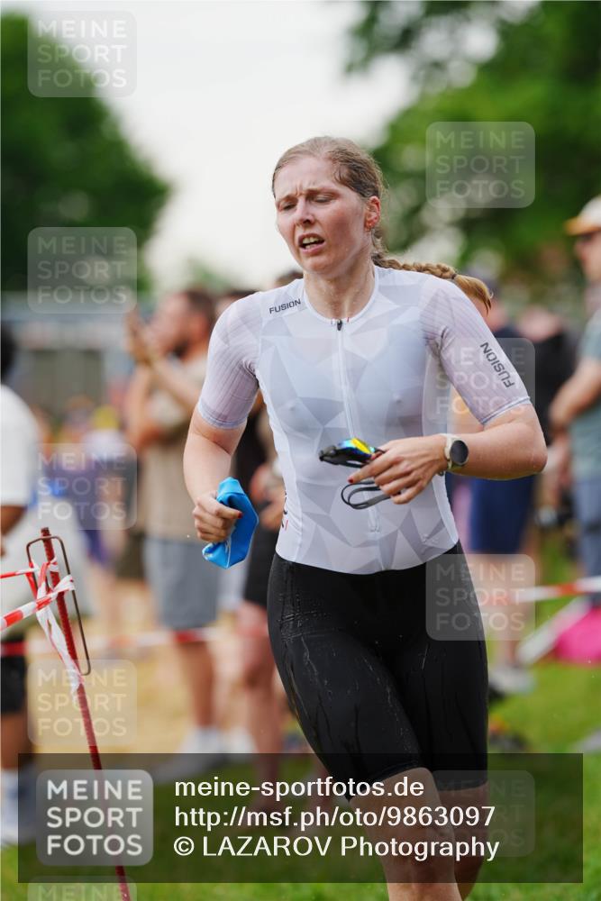 21.06.2026 - 29. Vierlanden-Triathlon LAZAROV Photography http://msf.ph/oto/9863097 21.06.2026 10:17:26 Schwimmen 369, 386, 486, 488, 517, 521, 530, 533, 543, 567, 574, 585, 591, 599, 602 meine-sportfotos.de