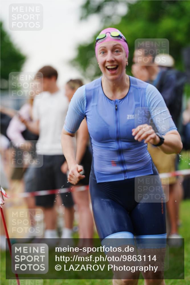 21.06.2026 - 29. Vierlanden-Triathlon LAZAROV Photography http://msf.ph/oto/9863114 21.06.2026 10:17:50 Schwimmen 353, 508, 575 meine-sportfotos.de