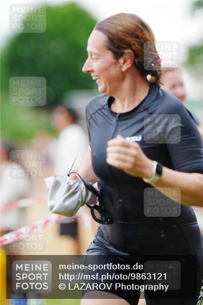 21.06.2026 - 29. Vierlanden-Triathlon LAZAROV Photography http://msf.ph/oto/9863121 21.06.2026 10:18:02 Schwimmen 481, 514, 553, 557, 563, 565 meine-sportfotos.de