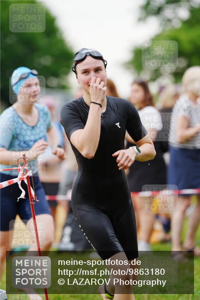 21.06.2026 - 29. Vierlanden-Triathlon LAZAROV Photography http://msf.ph/oto/9863180 21.06.2026 10:19:19 Schwimmen 512, 519, 535, 546, 615, 624 meine-sportfotos.de
