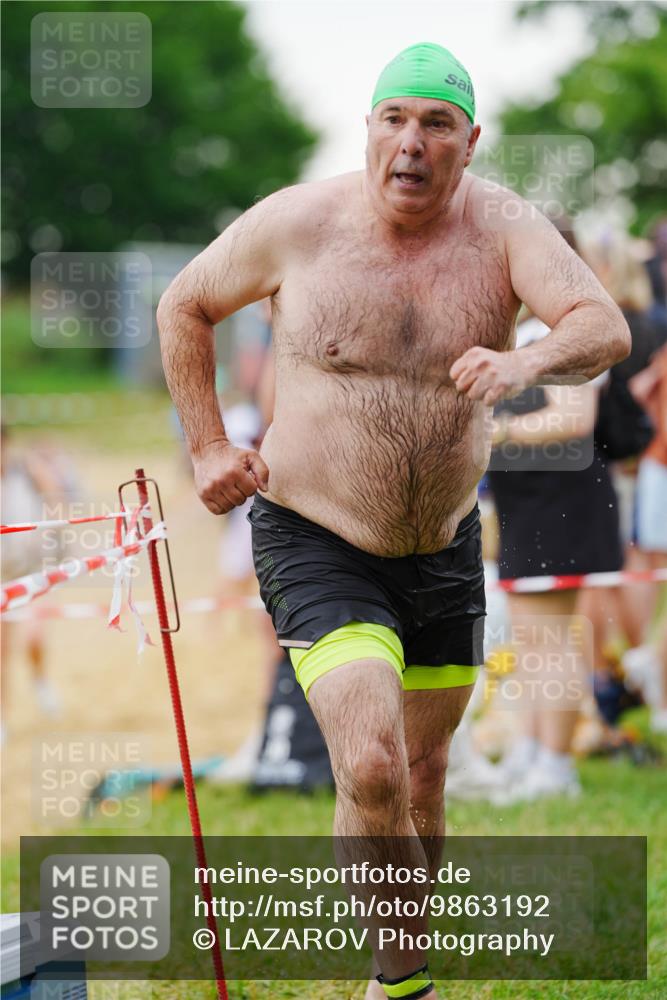 21.06.2026 - 29. Vierlanden-Triathlon LAZAROV Photography http://msf.ph/oto/9863192 21.06.2026 10:19:27 Schwimmen 502, 518, 519, 522, 527, 535, 546, 548, 603, 624 meine-sportfotos.de