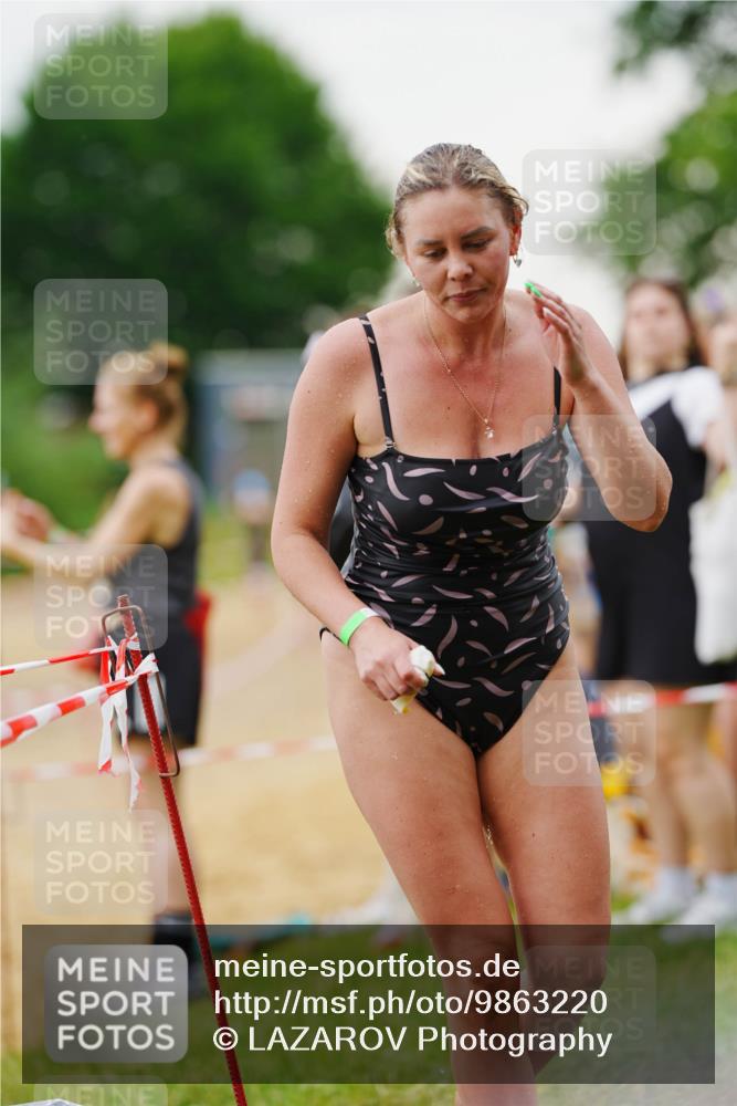 21.06.2026 - 29. Vierlanden-Triathlon LAZAROV Photography http://msf.ph/oto/9863220 21.06.2026 10:20:34 Schwimmen 489, 559, 616, 619 meine-sportfotos.de