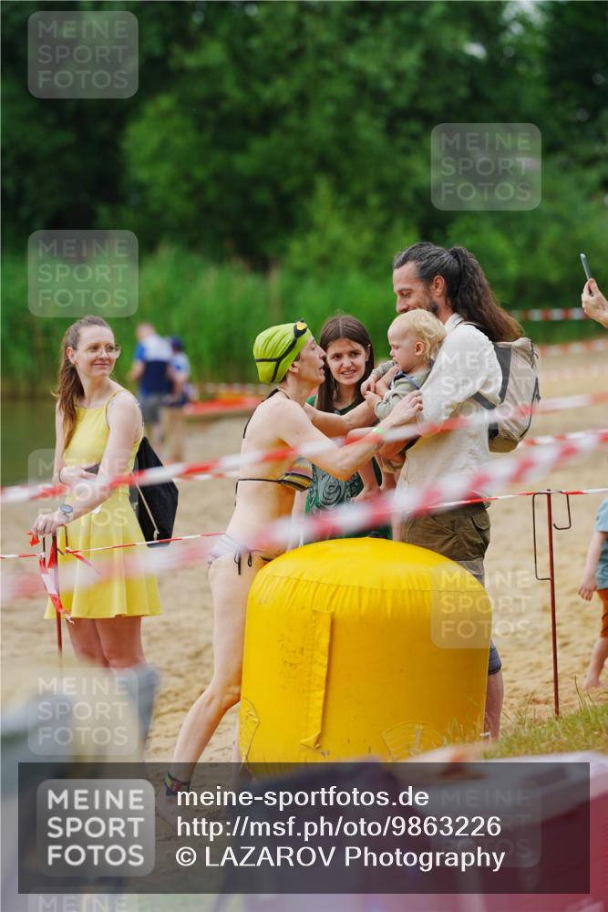 21.06.2026 - 29. Vierlanden-Triathlon LAZAROV Photography http://msf.ph/oto/9863226 21.06.2026 10:20:48 Schwimmen 612 meine-sportfotos.de