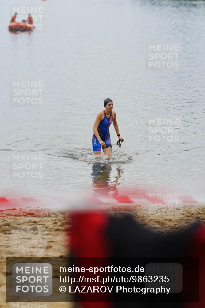 21.06.2026 - 29. Vierlanden-Triathlon LAZAROV Photography http://msf.ph/oto/9863235 21.06.2026 10:21:06 Schwimmen  meine-sportfotos.de