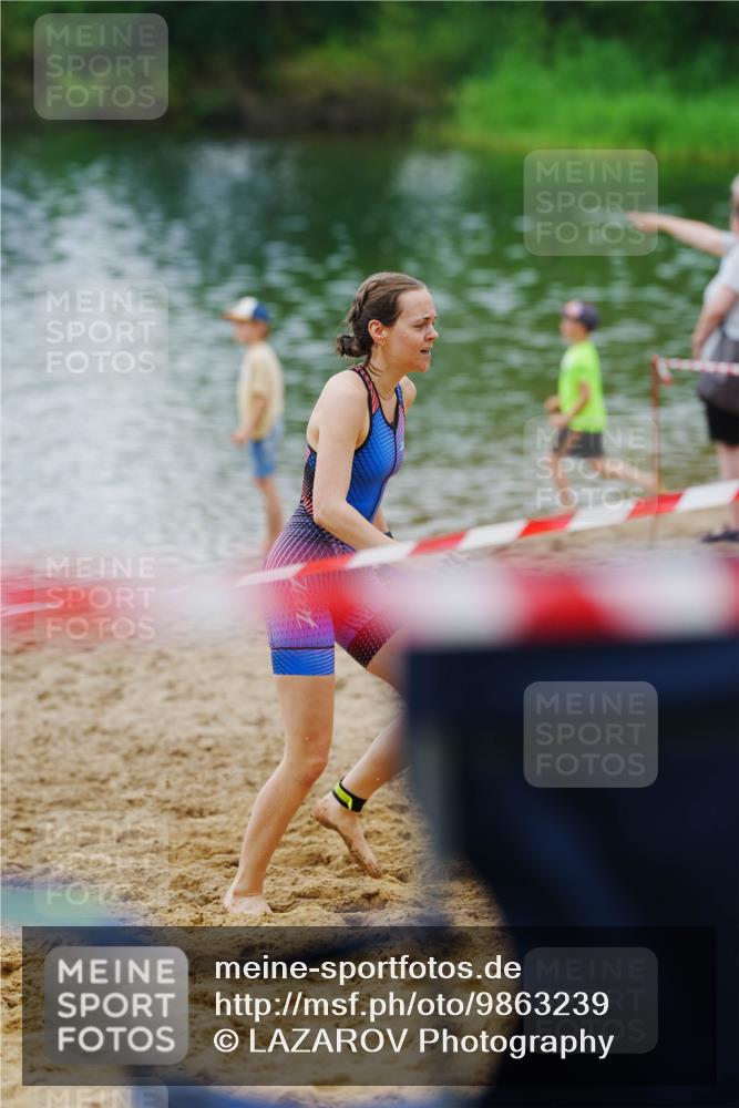 21.06.2026 - 29. Vierlanden-Triathlon LAZAROV Photography http://msf.ph/oto/9863239 21.06.2026 10:21:15 Schwimmen 576 meine-sportfotos.de