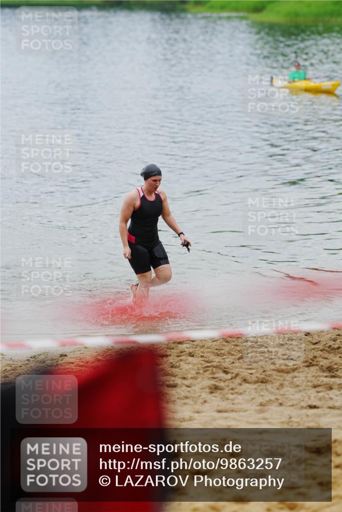 21.06.2026 - 29. Vierlanden-Triathlon LAZAROV Photography http://msf.ph/oto/9863257 21.06.2026 10:22:01 Schwimmen 525, 541 meine-sportfotos.de
