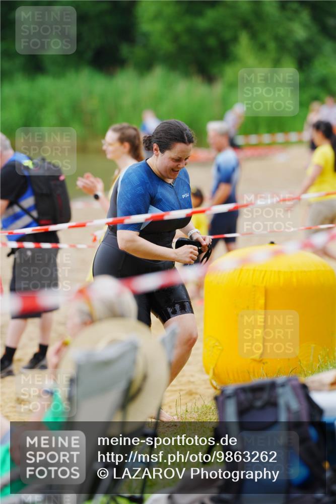 21.06.2026 - 29. Vierlanden-Triathlon LAZAROV Photography http://msf.ph/oto/9863262 21.06.2026 10:22:05 Schwimmen 525, 541, 617 meine-sportfotos.de