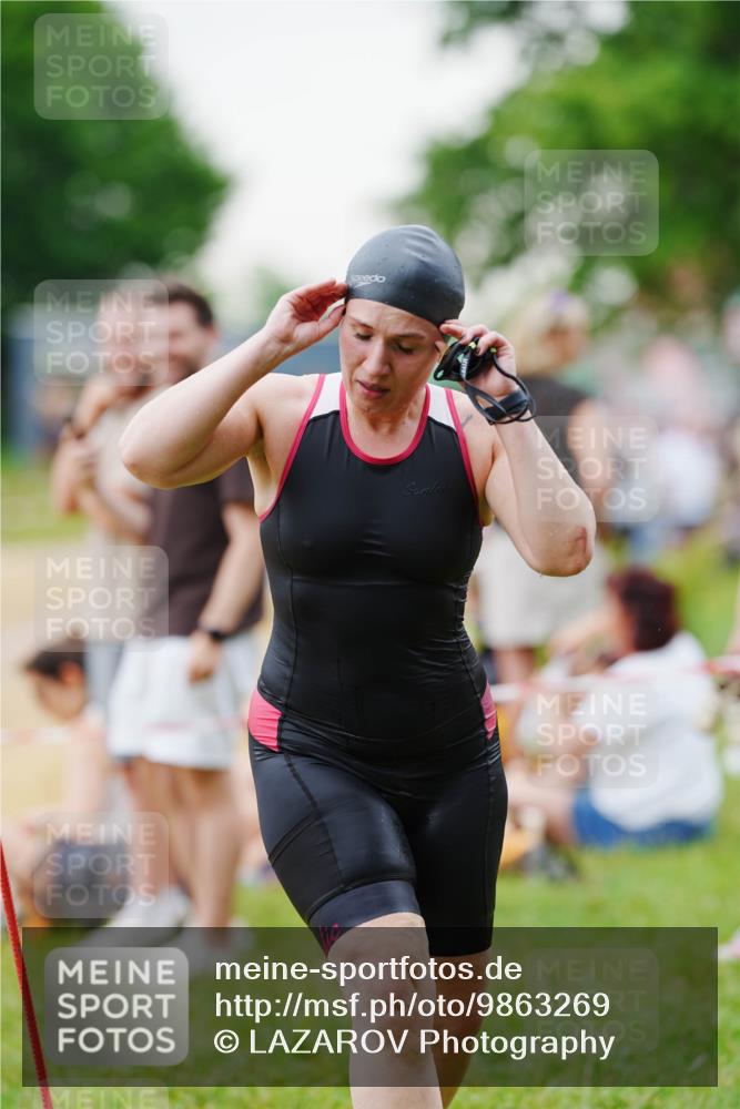 21.06.2026 - 29. Vierlanden-Triathlon LAZAROV Photography http://msf.ph/oto/9863269 21.06.2026 10:22:11 Schwimmen 525, 541, 617 meine-sportfotos.de